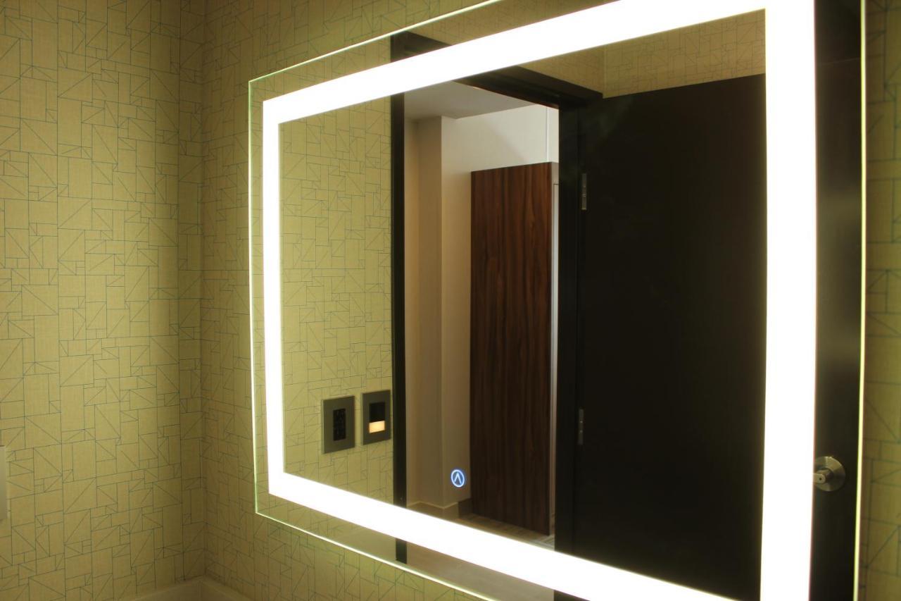 Holiday Inn Express - Monterrey - Fundidora By Ihg Exterior foto