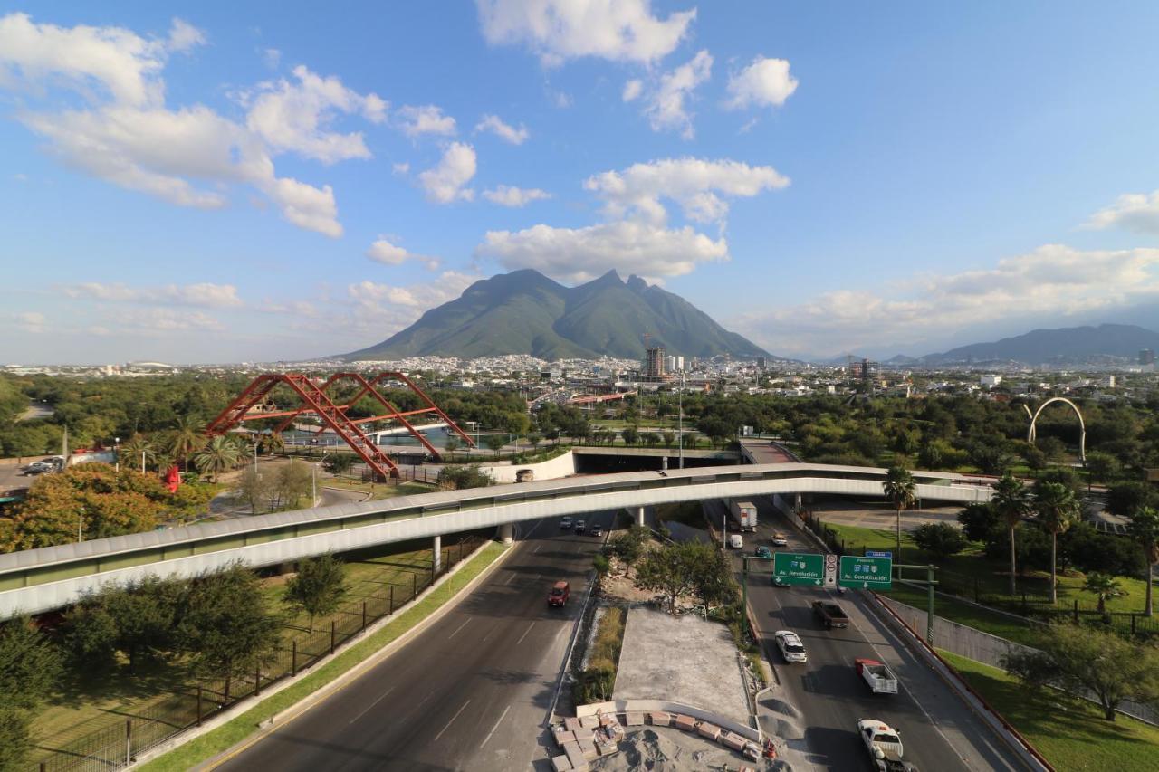 Holiday Inn Express - Monterrey - Fundidora By Ihg Exterior foto