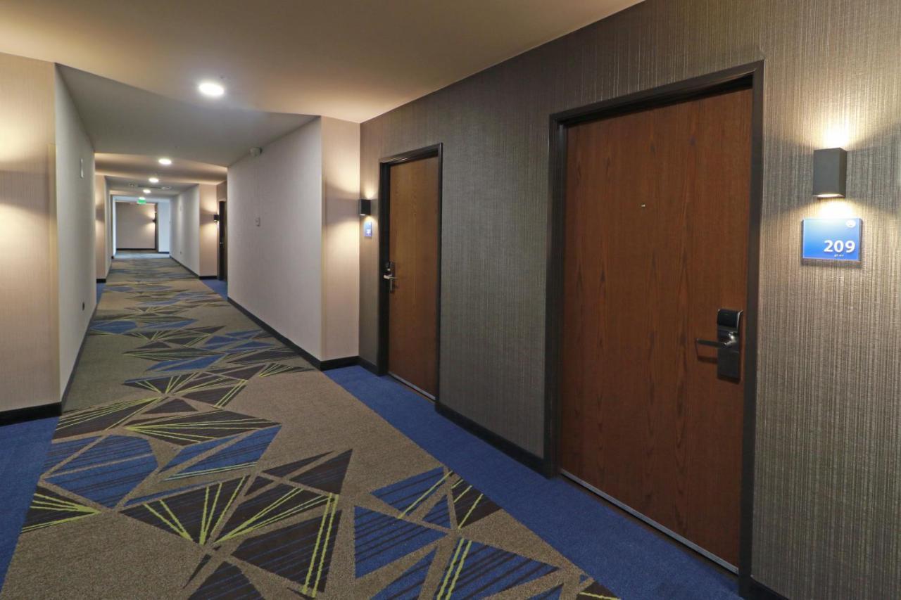 Holiday Inn Express - Monterrey - Fundidora By Ihg Exterior foto